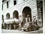 La farmacia del Municipio ed il distributore di benzina in piazza delle Erbe, anni 30 (Antonella Billato)